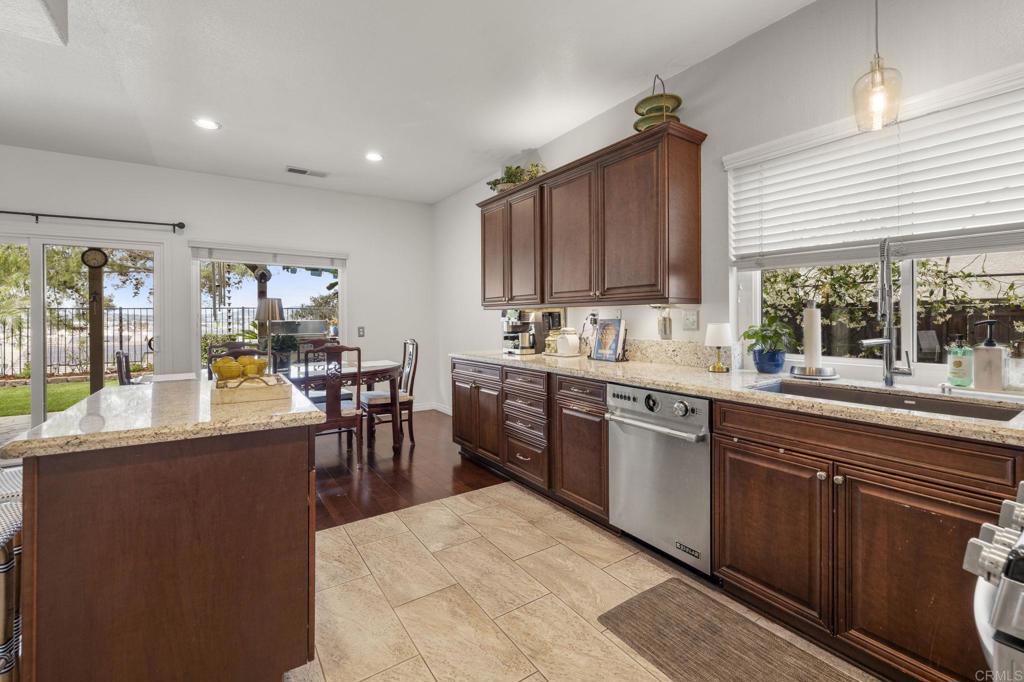 730 Foxhall Court - photo 9