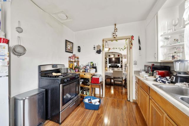 Image 39 of 42 For 883 46th St  