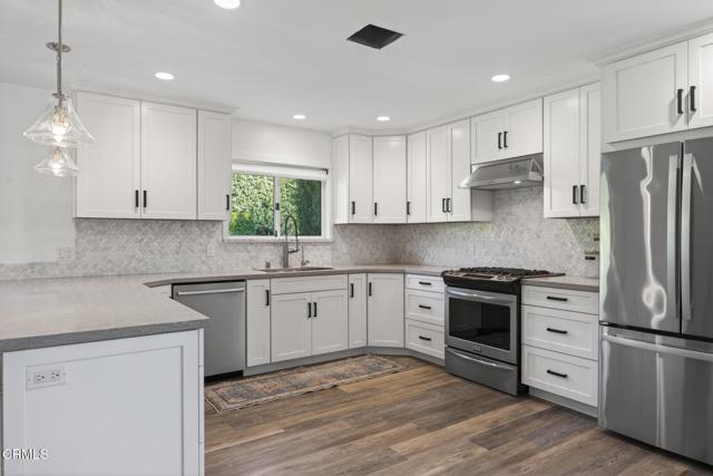 Detail Gallery Image 14 of 51 For 914 Patricia Ct, Ojai,  CA 93023 - 3 Beds | 3 Baths