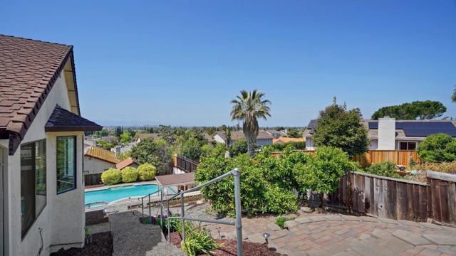 3427 San Saba Drive, San Jose CA: https://media.crmls.org/mediaz/eeadc119-e4dc-41fe-b39b-31c40fd916e6.jpg