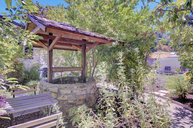 667 Cuesta Drive, Los Altos CA: https://media.crmls.org/mediaz/eeadd109-a545-4ec2-8c4e-850c205d84c3.jpg
