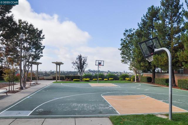 7809 Caracena Ct, Vallejo CA: https://media.crmls.org/mediaz/eeae3c08-ad14-4651-ad91-6475d5952830.jpg