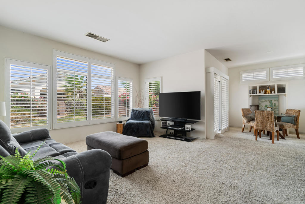 78948 Waterford Lane
