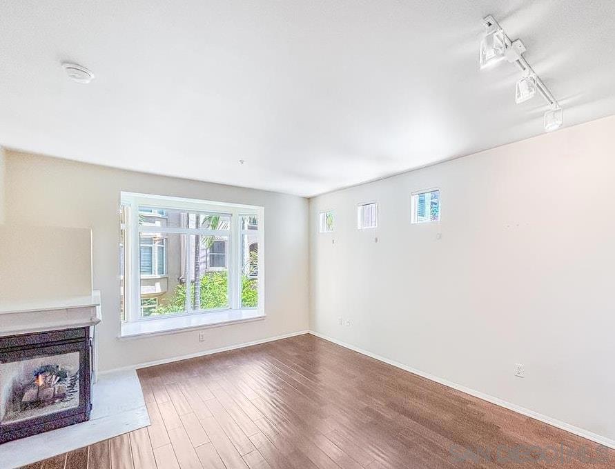 2400 5th Ave - photo 10