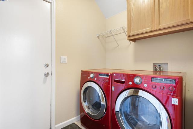 181 Maidenhair St, Pittsburg CA: https://media.crmls.org/mediaz/eeb17bd0-1f09-43a5-b96b-888841bb750e.jpg