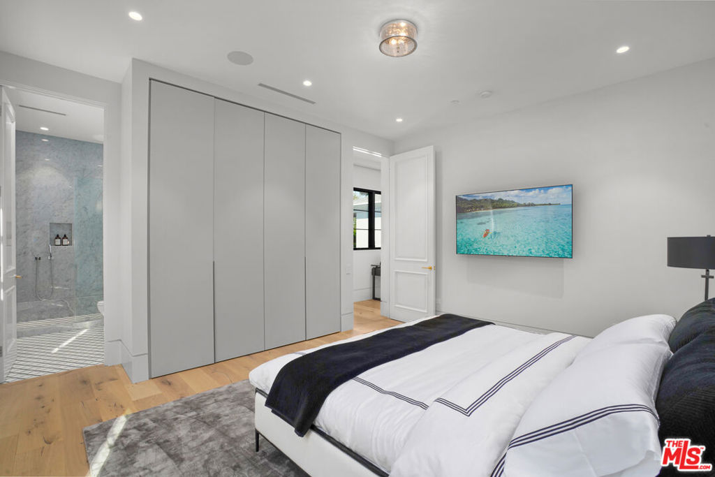 MLS #26850225 image #67