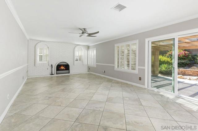 11666 Papagallo Court, San Diego CA: https://media.crmls.org/mediaz/eeb1f6fe-078a-4e07-aea7-90b29a786dbb.jpg