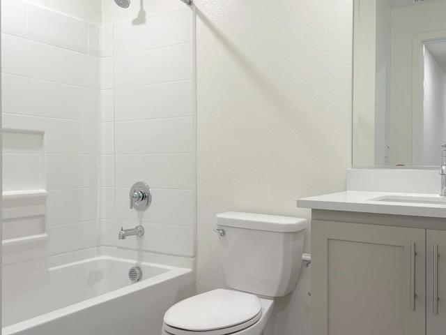 9600 Seawind Way, Newark CA: https://media.crmls.org/mediaz/eeb24837-4eb6-45cf-ba09-2e9bcefb502d.jpg