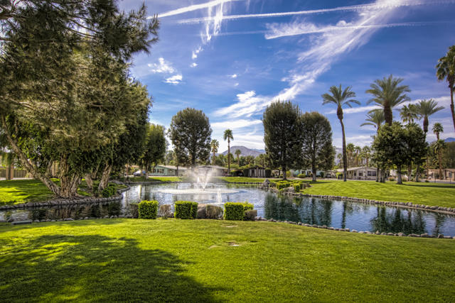 160 Hilligoss Drive, Cathedral City CA: https://media.crmls.org/mediaz/eeb29457-a523-4320-9845-8311b65f405d.jpg
