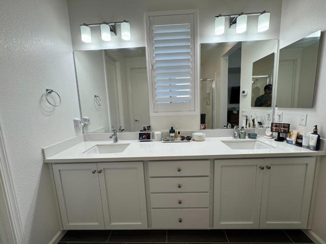 5808 Nugget Way, Dublin CA: https://media.crmls.org/mediaz/eeb48afc-2648-4c28-a5ec-14a5b390c85c.jpg