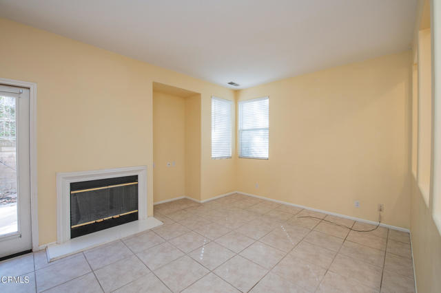 2844 Capella Way, Thousand Oaks CA: https://media.crmls.org/mediaz/eeb49b1d-4a70-497d-a6f5-6402494602ff.jpg