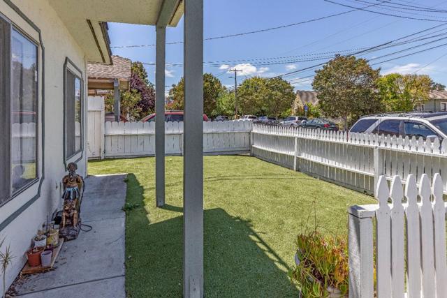 217 Madison Avenue, Redwood City CA: https://media.crmls.org/mediaz/eeb4b525-e26f-48e7-95d9-70265bd93641.jpg