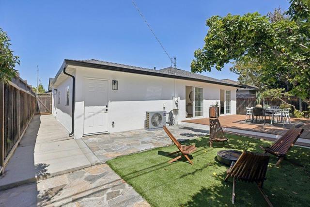 674 Manzanita Avenue, Sunnyvale CA: https://media.crmls.org/mediaz/eeb4de68-535a-495d-af99-09677ceedb94.jpg