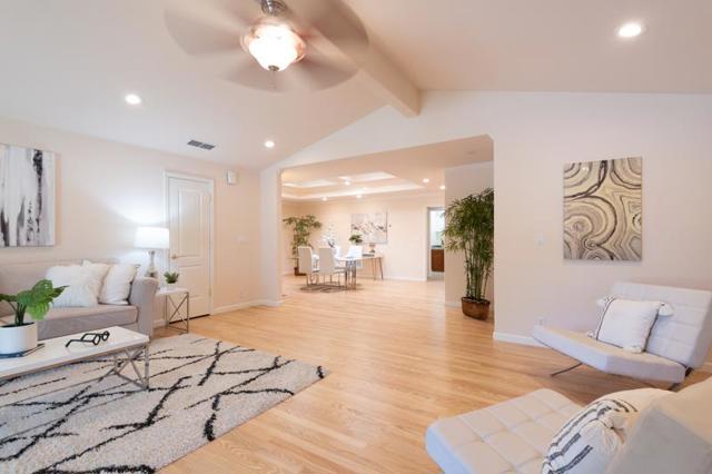 970 W Hedegard Avenue, Campbell CA: https://media.crmls.org/mediaz/eeb531f1-ebc9-4d95-8c6a-538d4ba572a7.jpg