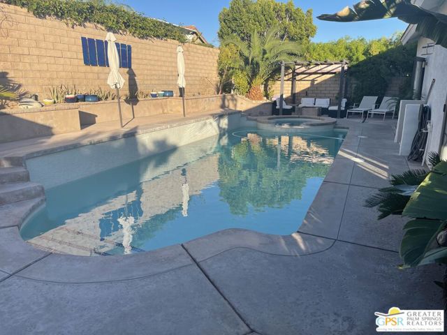 1596 Sabita Way, Palm Springs CA: https://media.crmls.org/mediaz/eeb5b15b-d4ec-4bf0-b0c0-2ed34d9a65f1.jpg