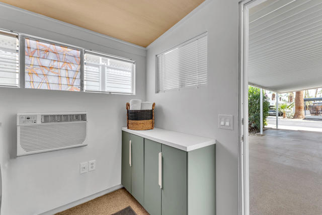 69 Nile Street, Palm Springs CA: https://media.crmls.org/mediaz/eeb5d614-4671-4a8f-bf7d-e0fc5d5a05c0.jpg