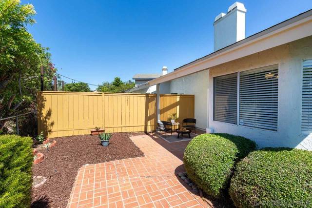 3270 W Fox Run Way, San Diego CA: https://media.crmls.org/mediaz/eeb6ea5e-bf06-4be8-a75d-38b9d8bd562c.jpg