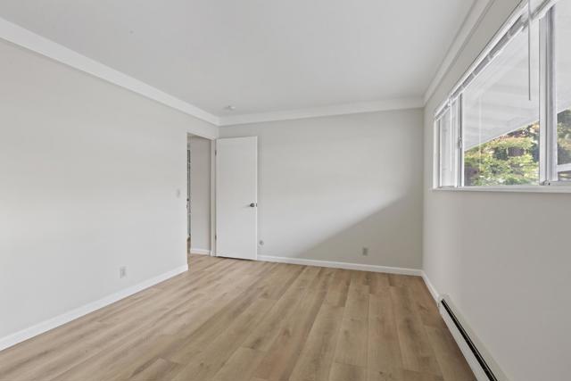 500 W Middlefield Road, Mountain View CA: https://media.crmls.org/mediaz/eeb6fc2a-05cb-44e5-ae5e-ef5712f16512.jpg