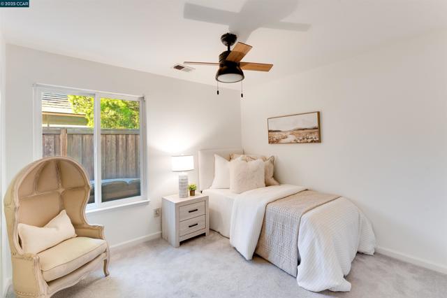 1438 Landahl Ct, Benicia CA: https://media.crmls.org/mediaz/eeb8269a-9f42-4e65-ab8f-6205357f6b6c.jpg