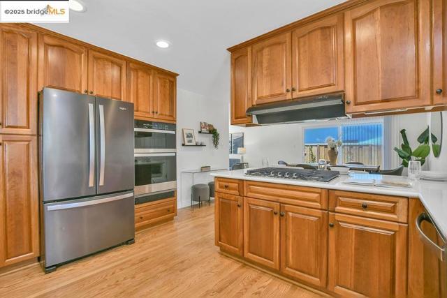 789 E Angela St, Pleasanton CA: https://media.crmls.org/mediaz/eeb9b8a0-3160-4e6a-83ec-730a8dcf5dfa.jpg