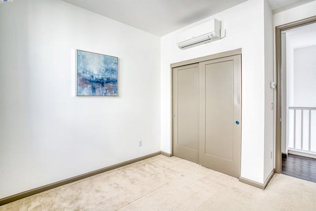 5792 Barley Rd, Dublin CA: https://media.crmls.org/mediaz/eeba1d73-2b56-4cac-9530-c0161136be72.jpg