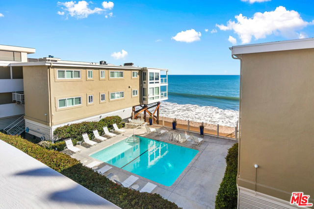22626 Pacific Coast Highway, Malibu CA: https://media.crmls.org/mediaz/eeba86b3-097b-4221-9547-0f5978850db1.jpg