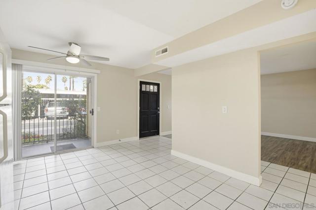 525 N Beech St, Escondido CA: https://media.crmls.org/mediaz/eebb33b6-b1f7-4891-9f78-ce9261ed5666.jpg