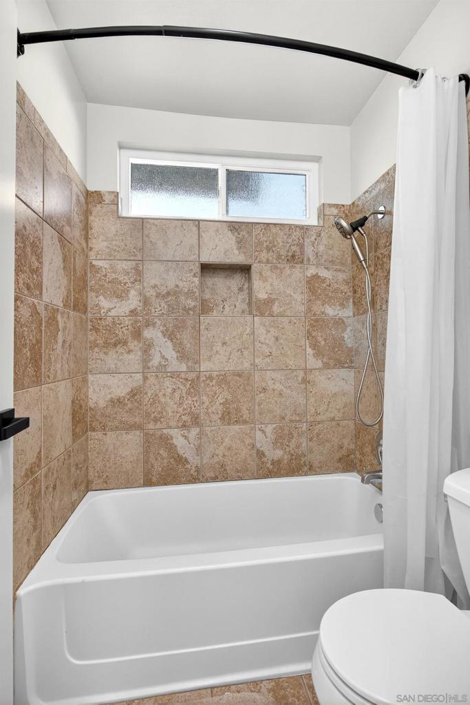 MLS #250041249SD image #20