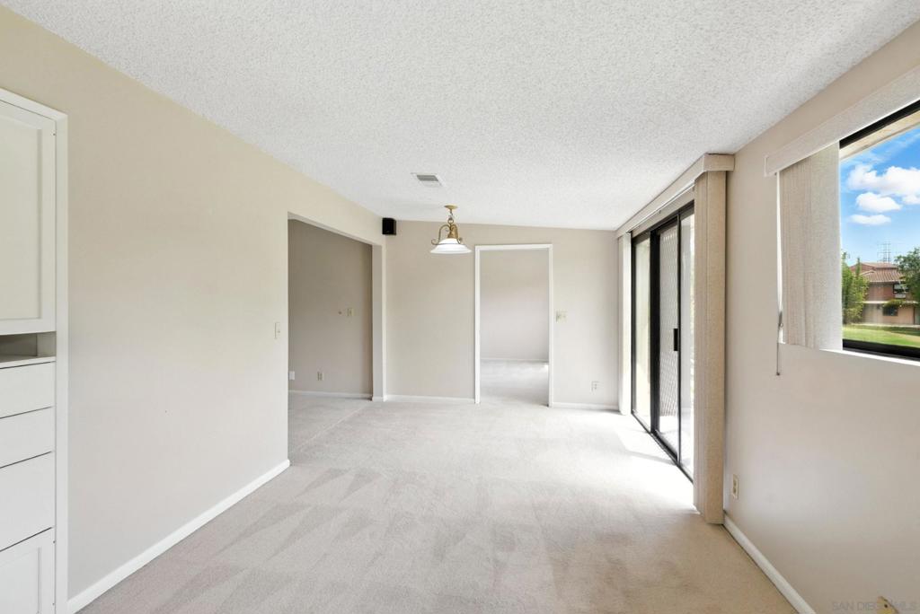 MLS #250036738SD image #29