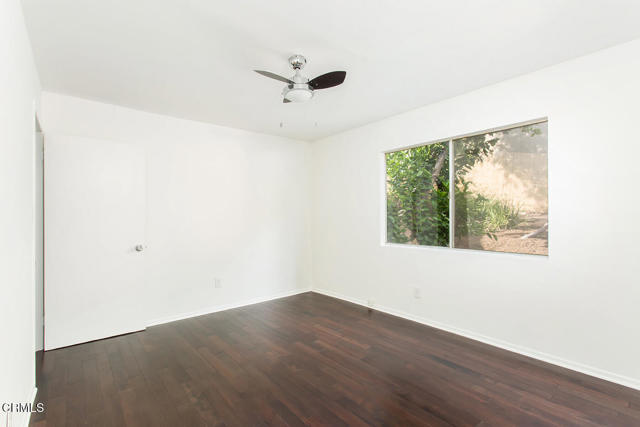 Detail Gallery Image 5 of 25 For 447 James St, Los Angeles,  CA 90065 - 2 Beds | 1 Baths