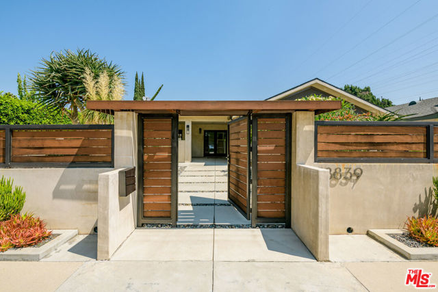 18839 Plummer Street photo 4