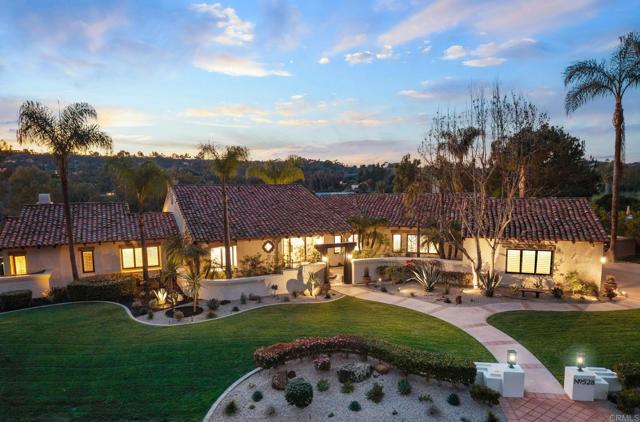 Detail Gallery Image 2 of 56 For 528 Flores De Oro, Rancho Santa Fe,  CA 92067 - 5 Beds | 4 Baths