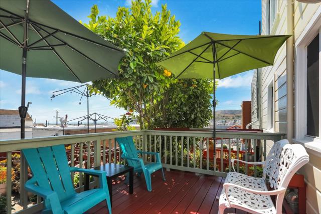 333 Elliot Street, San Francisco CA: https://media.crmls.org/mediaz/eebe531d-47fc-4281-82a7-c2b495e5a12a.jpg