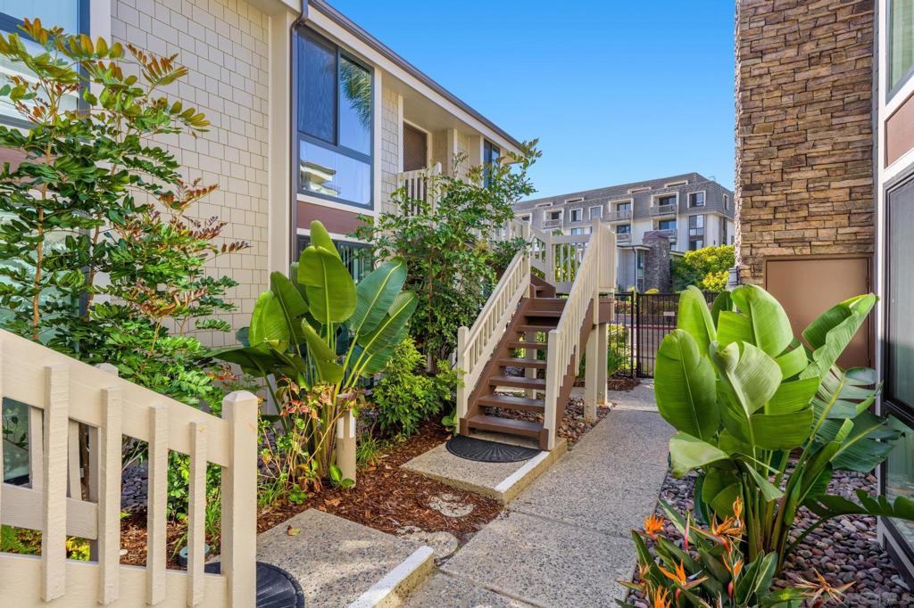 999 Pacific St - photo 19