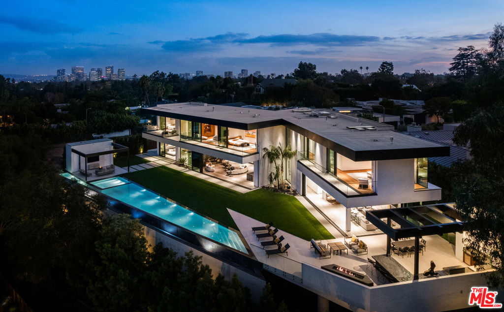1130 Angelo Drive