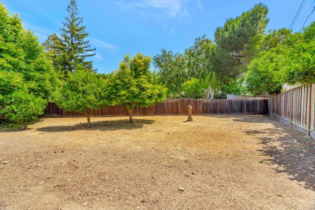 1132 Reynella Court, Sunnyvale CA: https://media.crmls.org/mediaz/eec065f6-b603-4c34-a960-2382538df6e2.jpg