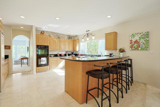 638 Margarita Ave, Coronado CA: https://media.crmls.org/mediaz/eec17ee0-f4c9-4cae-b790-d285a9077e61.jpg
