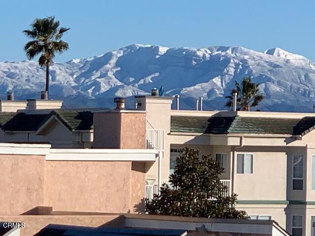 5114 Marlin Way, Oxnard CA: https://media.crmls.org/mediaz/eec199fc-9c9e-4488-b041-d0945fb7c721.jpg