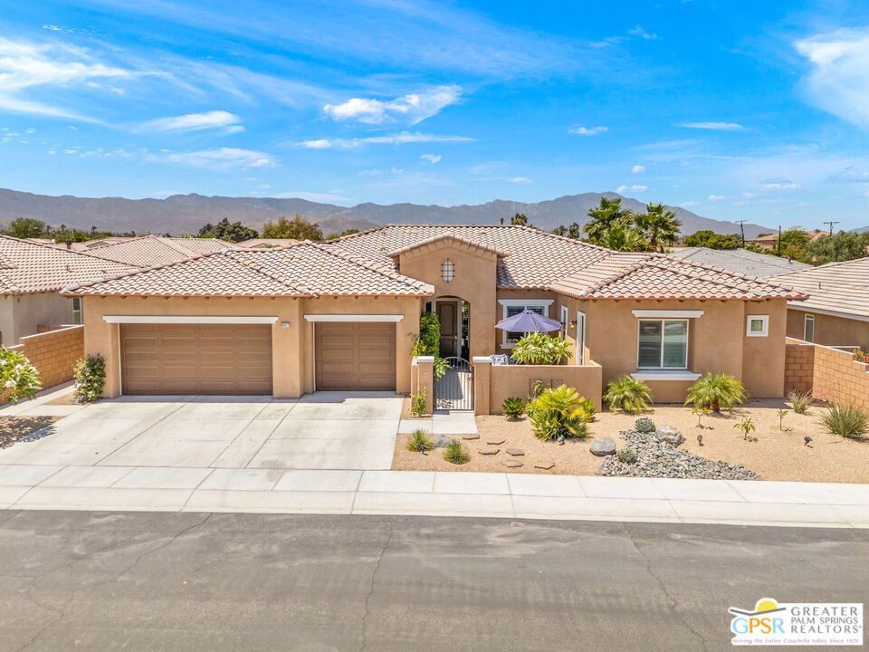 43427 Scollard Court