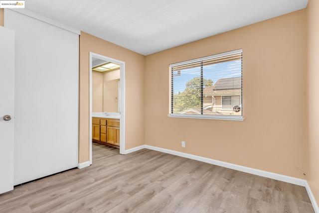 4820 RIDGEVIEW DRIVE, Antioch CA: https://media.crmls.org/mediaz/eec2e5ad-39b1-4f61-8602-74adbdcdcaad.jpg