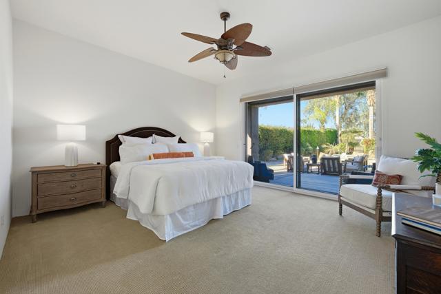 261 Loch Lomond Road, Rancho Mirage CA: https://media.crmls.org/mediaz/eec331af-9d35-4e52-927a-98ebb446c1c1.jpg
