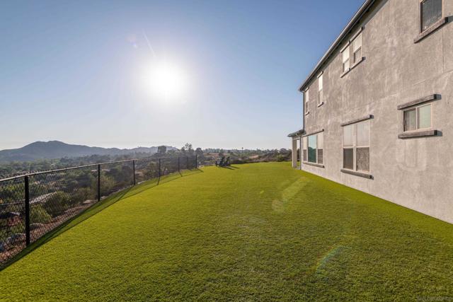 14546 Highcrest Ct, Poway CA: https://media.crmls.org/mediaz/eec35918-1379-49d1-8f43-a2b98396f58e.jpg
