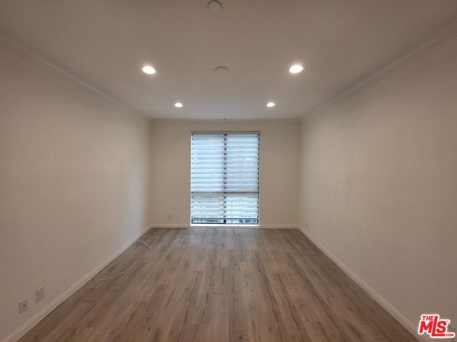 12000 Goshen Avenue, Los Angeles CA: https://media.crmls.org/mediaz/eec35b15-56d4-41de-a0f1-1c378c6702cd.jpg