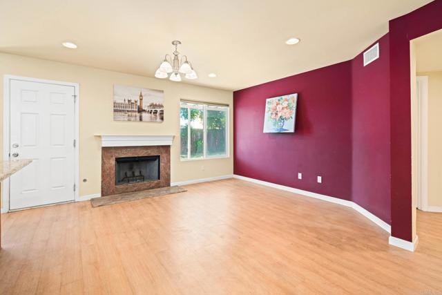 Detail Gallery Image 20 of 48 For 4499 Pebble Beach Dr, Oceanside,  CA 92057 - 4 Beds | 3 Baths