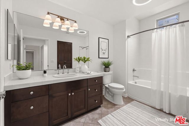 13044 Pacific, Playa Vista CA: https://media.crmls.org/mediaz/eec3e0aa-8c8c-4858-b281-77e517cd8ac8.jpg
