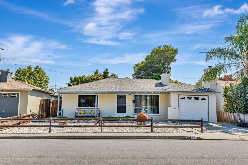 3993 Pasadena Drive