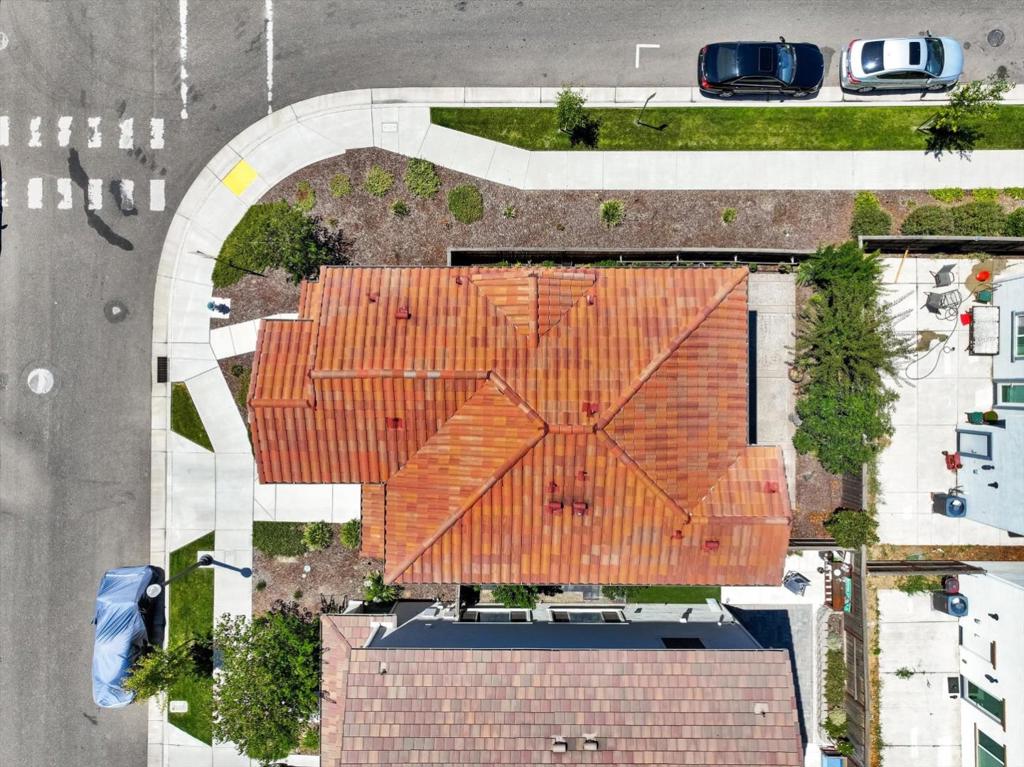 https://media.crmls.org/mediaz/eec6484b-a0c8-4b54-a15b-72d9f6082acc.jpg?preset=X-Large