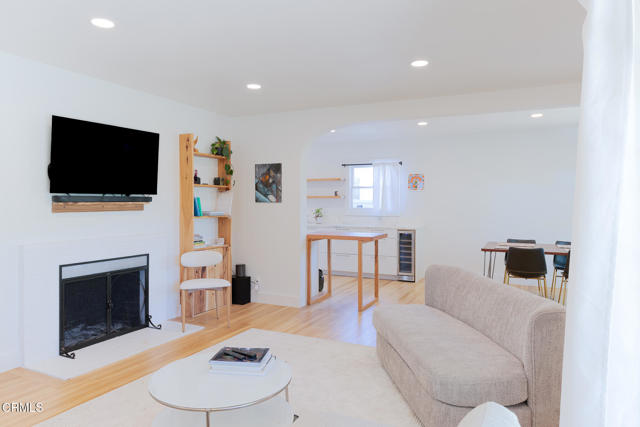 Detail Gallery Image 7 of 24 For 309 Agnus Dr, Ventura,  CA 93003 - 3 Beds | 2 Baths