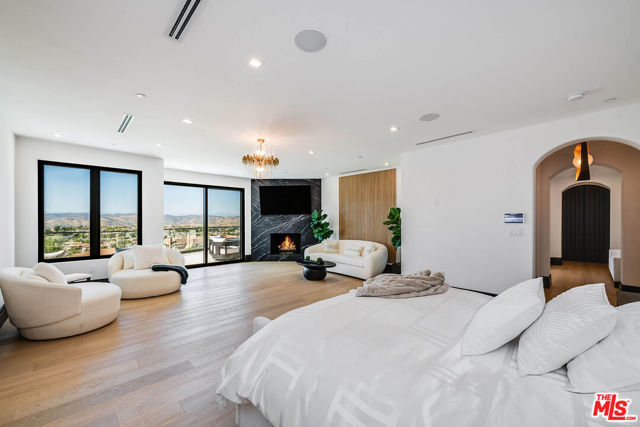 Image 23 of 50 For 25201 Prado Del Misterio