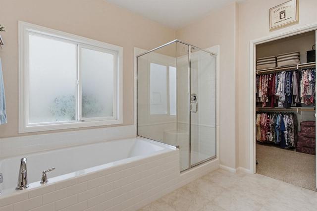 Detail Gallery Image 24 of 64 For 220 Pantaneiro Pl, Fallbrook,  CA 92028 - 3 Beds | 3 Baths